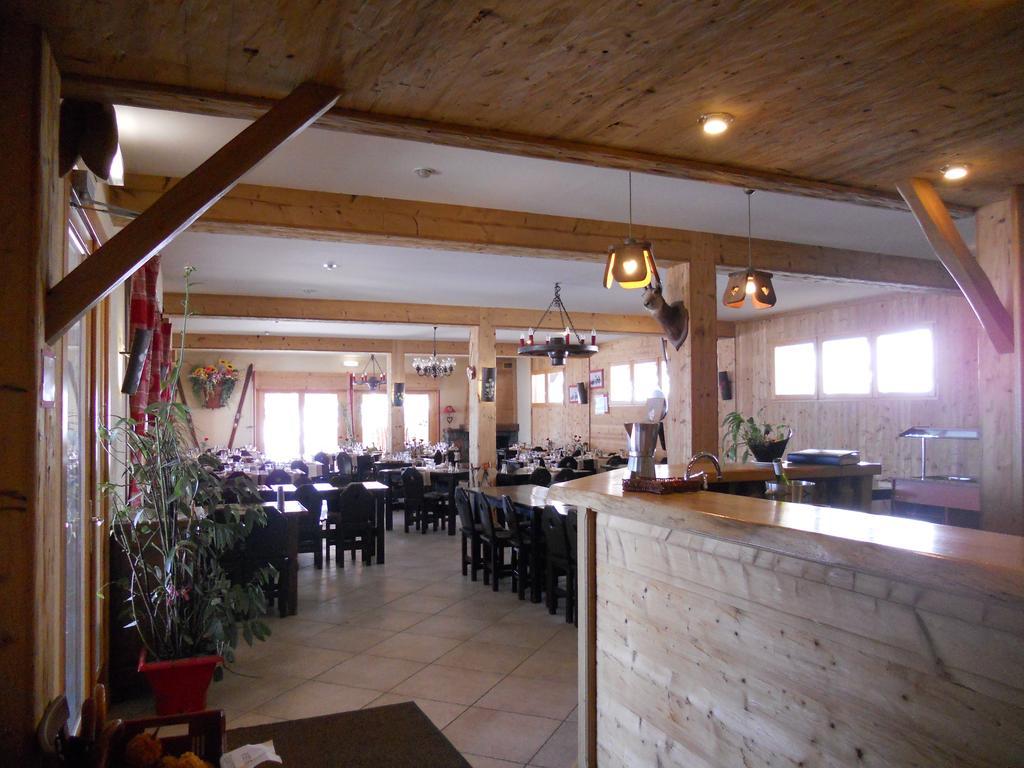 Auberge La Ferme De Ferrieres アヌシー エクステリア 写真